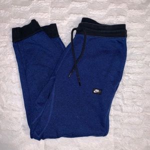 Blue men’s Nike sweatpants joggers